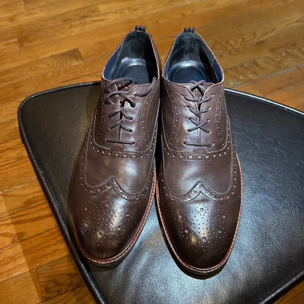 Cole Haan men’s dark brown dress shoes